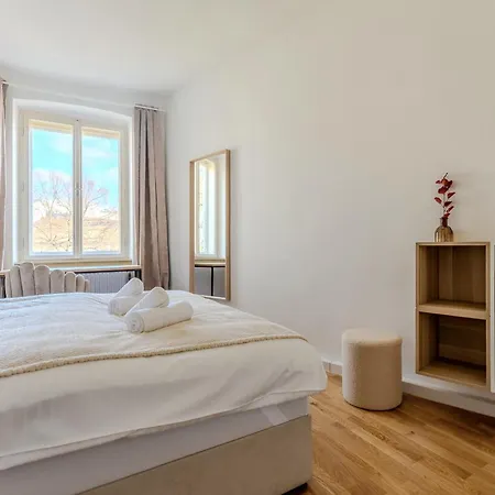 Apartamento Urbansuite In Der Innenstadt